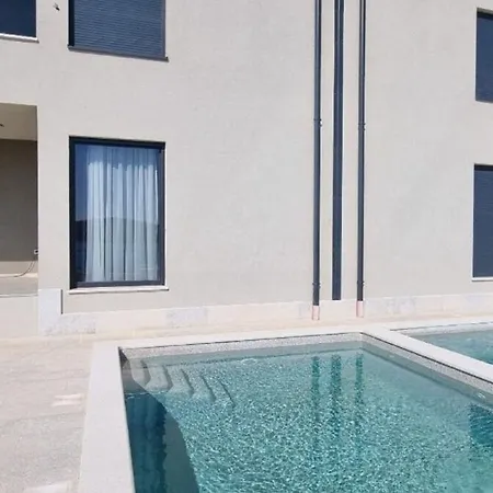 Apartment 1 - 100 M From Sea