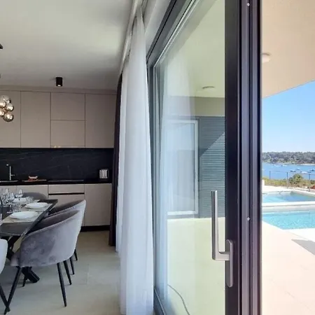 Apartment 1 - 100 M From Sea *