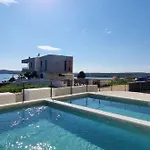 1 * Μεντουλίν